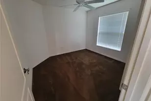 7233 SE 171st Pond Ln, The Villages, FL 32162 - Photo 18