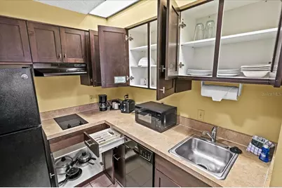 7601 Canada Avenue #202, Orlando, FL 32819 - Photo 8