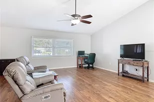 1807 Virginia Ct, Tavares, FL 32778 - Photo 6