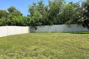 1606 Redmond Brook Ln, Ruskin, FL 33570 - Photo 22
