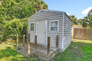 1515 Live Oak St, New Smyrna Beach, FL 32168 - Photo 42