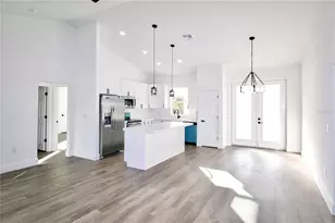 2313 N Olivia Dr, Avon Park, FL 33825 - Photo 2