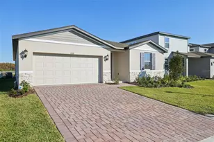 4505 Eagle Perch Ct, Saint Cloud, FL 34772 - Photo 2