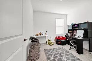 5656 Quiet Palm Loop, Saint Cloud, FL 34771 - Photo 18