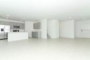 721 Hazelwood Ct, Haines City, FL 33844 - Photo 8