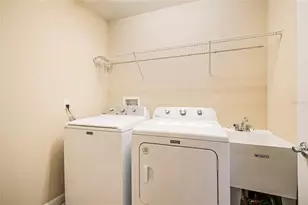 12010 Lorenza Ln, Orlando, FL 32827 - Photo 32