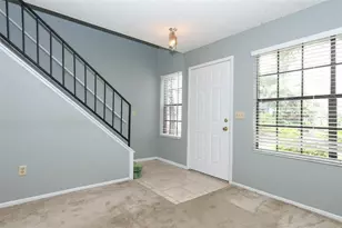 982 Congress Ct, Casselberry, FL 32707 - Photo 2