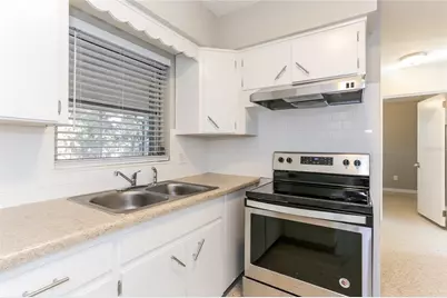 7941 23rd Avenue N, Saint Petersburg, FL 33710 - Photo 6