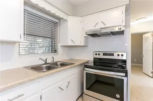 7941 23rd Ave N, Saint Petersburg, FL 33710 - Photo 6