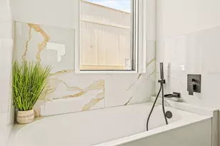 6093 Chorus Dr, Mascotte, FL 34753 - Photo 12