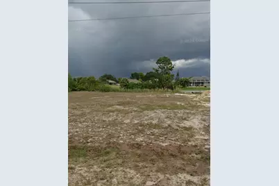 1905 NE 18th Place, Cape Coral, FL 33909 - Photo 2