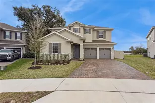 594 Via Bella Ct, Howey in the Hills, FL 34737 - Photo 1