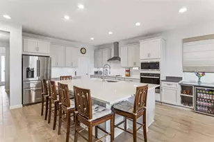 594 Via Bella Ct, Howey in the Hills, FL 34737 - Photo 8