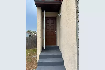 2812 Hunt Club Lane #2812, Orlando, FL 32826 - Photo 2