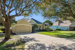 23518 Oak Prairie Cir, Sorrento, FL 32776 - Photo 4