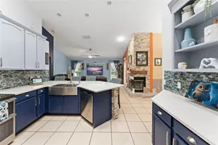 2100 Wild Oak Ct, Kissimmee, FL 34746 - Photo 14