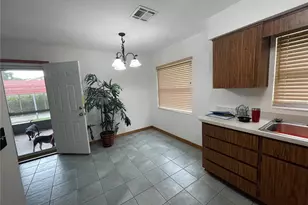 2815 N Leavitt Ave, Orange City, FL 32763 - Photo 14