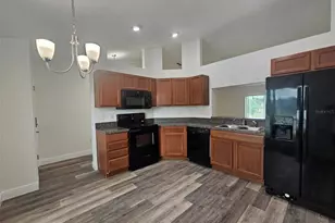 308 Highland Meadows Dr, Davenport, FL 33837 - Photo 4