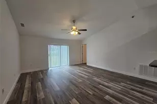 308 Highland Meadows Dr, Davenport, FL 33837 - Photo 8