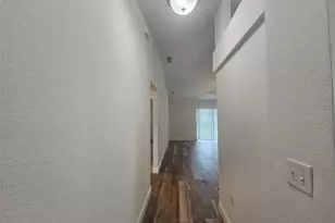 308 Highland Meadows Dr, Davenport, FL 33837 - Photo 2