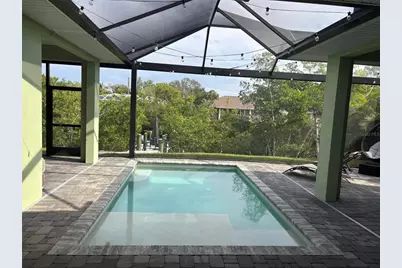 805 30th Court E, Bradenton, FL 34208 - Photo 2