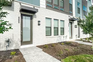 2050 Packing District Wy, Orlando, FL 32804 - Photo 2