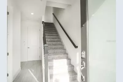 2050 Packing District Way, Orlando, FL 32804 - Photo 4