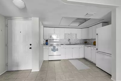 588 Fairways Ln #E204, Ocala, FL 34472 - Photo 6