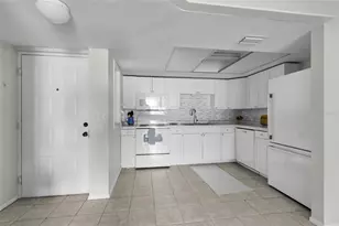 588 Fairways Ln, Ocala, FL 34472 - Photo 6