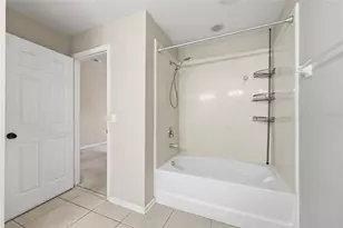 2838 Villafuerte Point, Orlando, FL 32835 - Photo 18