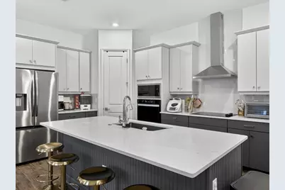 9952 Rodbell St, Orlando, FL 32827 - Photo 8