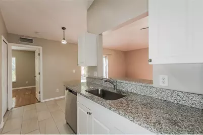 1301 E Curtis Street, Tampa, FL 33603 - Photo 10