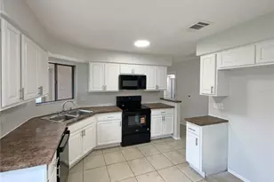 2418 Turpin Dr, Orlando, FL 32837 - Photo 2