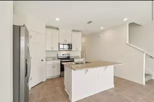 16390 Bird of Paradise Ave, Clermont, FL 34714 - Photo 6