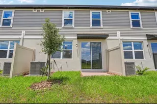 16390 Bird of Paradise Ave, Clermont, FL 34714 - Photo 4