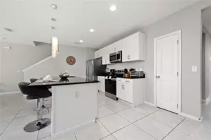 4402 Le Reve Ct, Kissimmee, FL 34746 - Photo 8