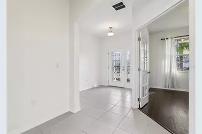 17195 Hickory Wind Drive, Clermont, FL 34711 - Photo 2