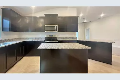 7520 Bent Tree Loop, Saint Cloud, FL 34773 - Photo 4