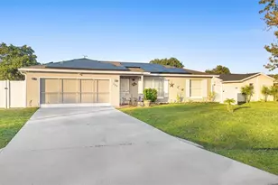 338 Edgewood Ct, Kissimmee, FL 34759 - Photo 2