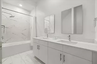 629 Trikomo Dr, Davenport, FL 33896 - Photo 12