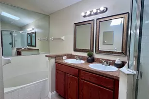 191 Dahlia Village Cir, Orlando, FL 32807 - Photo 10