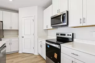 12597 Homeland Dr, Dade City, FL 33525 - Photo 8