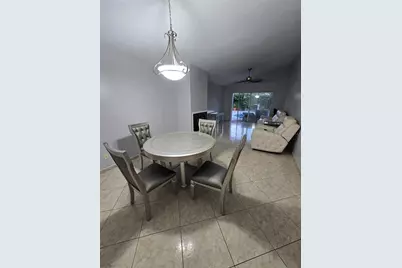 927 Grand Cayman Court, Orlando, FL 32835 - Photo 4