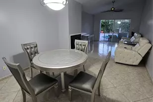 927 Grand Cayman Ct, Orlando, FL 32835 - Photo 4