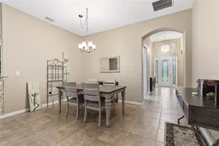 8683 Bridgeport Bay Cir, Mount Dora, FL 32757 - Photo 4