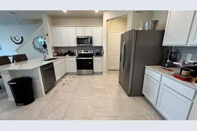 4762 Sparkling Shell Avenue, Kissimmee, FL 34746 - Photo 8