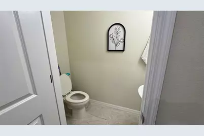 4762 Sparkling Shell Avenue, Kissimmee, FL 34746 - Photo 12