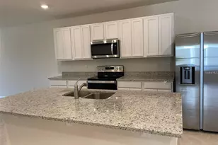 2738 Sunkissed Dr, Saint Cloud, FL 34771 - Photo 4