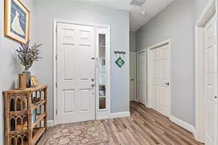 189 Balmy Coast Rd, Groveland, FL 34736 - Photo 4