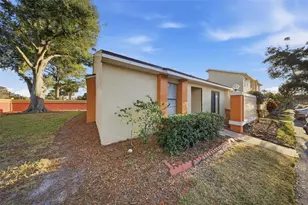 70 Silver Falls Cir, Kissimmee, FL 34743 - Photo 24